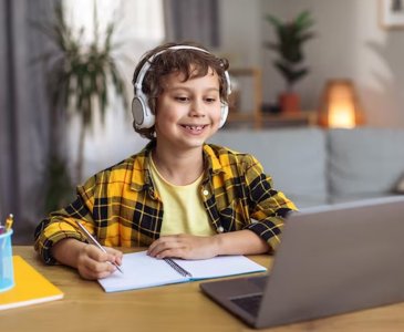 Hindi Singapore - Thursday